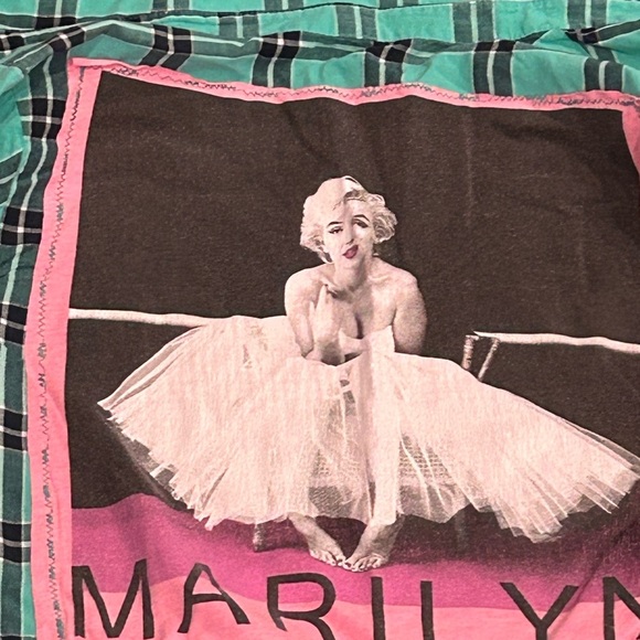 NWT UpCycled Graphic Flannel Size Girls XL 14/16 or Adult XS - Picture 7 of 11